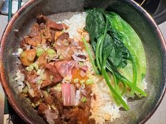 -伴山牛贵州黄牛肉火锅·苗疆非遗艺术餐厅(上海首店)