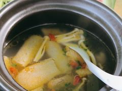-七的湖·晚芳亭·阳澄湖农家菜·大闸蟹(莲花岛店)