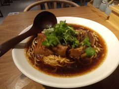 半斤半肉拉面-厝内小眷村(天河南一路店)