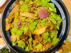 -一朵菌·野生菌探索家火锅(南亚店)