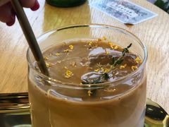 -ZING COFFEE 镜咖啡