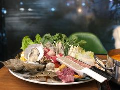 -樾餐厅泰式海鲜火锅(民歌湖店)