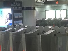 -上海体育馆(地铁站)