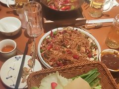 -六福烧烤酒馆(秦隆步行街店)