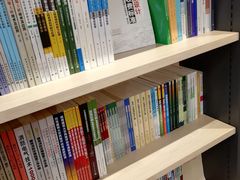 -新华书店(永安路店)