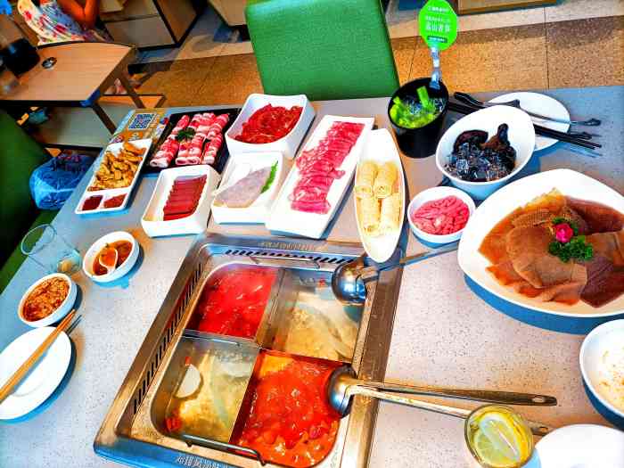 海底捞火锅(安泰广场店)-"刷了无数次的海底捞,今天是最高兴的公司.