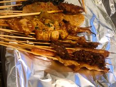 烤五花肉-何师烧烤·香辣蟹·川菜·30年老品牌(太古里旗舰店)