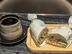 鲜虾金枪鱼三明治-THE WOODS 简餐 (国贸商城店)