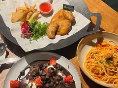 -JINNS锦时 steak&pizza(浸信会礼拜堂旧址店)