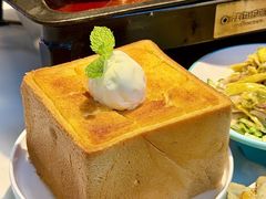-江边城外烤全鱼(世茂广场店)