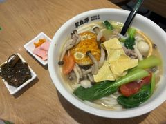 -蒙自源米线大王(花园城商场店)