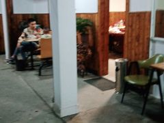 -李东农庄(中南百草园地标店)