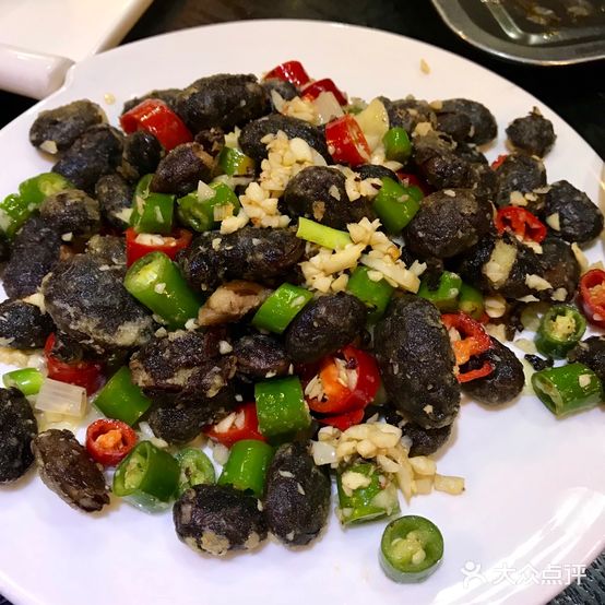 镇巴烧烤聚土菜馆(汉水名城旗舰店)