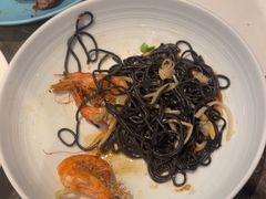 -港丽餐厅(高德置地店)