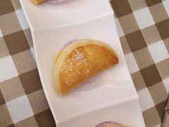 榴莲酥-新大咀港式茶餐厅(宝山万达店)