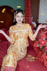 -莫小姐婚纱