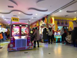 -meland·儿童乐园·游戏厅娃娃机·电玩Xbox(成都合生汇店)