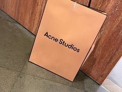 -Acne Studios(芮欧百货店)