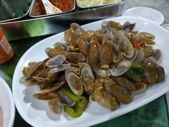 -四川小胡子海鲜(丁村万人海鲜广场店)