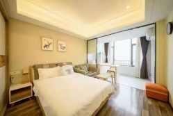 -母仪天下月子中心(光谷店)