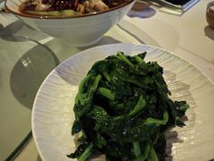 清炒豆苗-龙门阵茶屋川菜馆(武康路店)