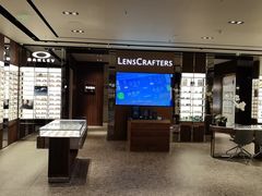 -LensCrafters亮视点·OAKLEY精选(静安嘉里中心店)