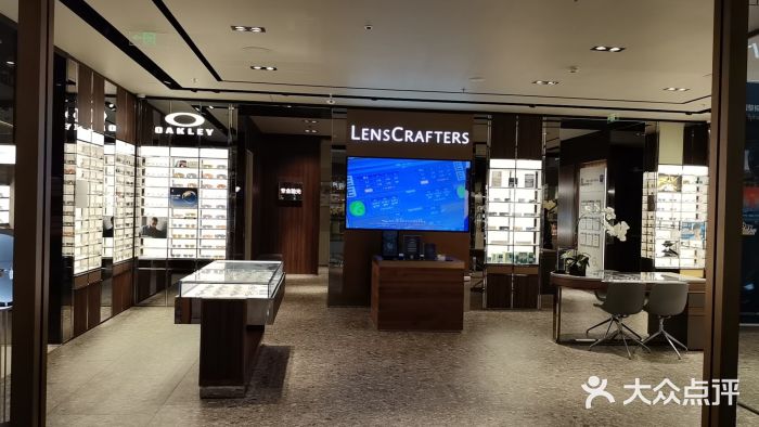 LensCrafters亮视点·OAKLEY精选(静安嘉里中心店)图片
