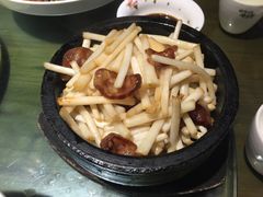 香肠炒花生芽-阿元烧鹅(文明路店)