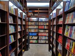 -新华书店(泉城路店)