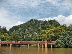 -星湖旅游景区七星岩