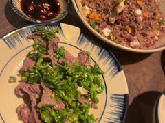 -Cuc Gach Quan Restaurant