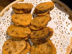 -吃饭皇帝大土家民族菜(正大广场店)