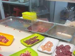 -养牛邓·潮汕牛肉海鲜自助火锅(广州店)