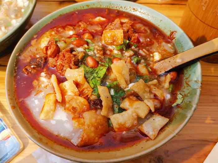 九九豆腐脑(邦泰社区店)-"乐山的特色小吃还有豆腐脑,本着对这里的豆.