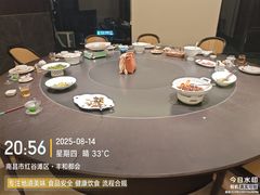 -上座云间·青年赣菜(绿茵店)