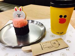 -LINE FRIENDS Garosu-gil Flagship Store