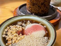 糕耙稀饭-包整·丝娃娃(一览甲秀楼风景店)