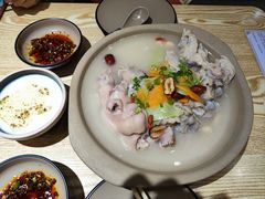 -叁煨蹄花·下饭盐帮菜(人民广场店)