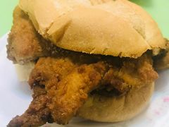 猪扒包-胜利茶餐室