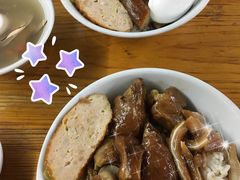 猪蹄拼猪耳饭-林尧隆江猪脚饭店(东门店)