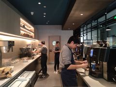 -瑞幸咖啡(巴黎春天陕西路店)