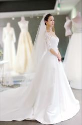 -艾米丽婚纱礼服