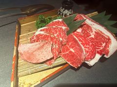 -铭牛烧肉·和牛海鲜自助(高新月牙湖店)