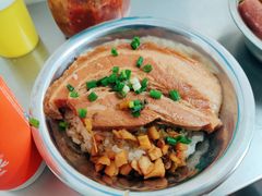 扣肉糯米饭-梁阿婆廿年老牌扣肉糯米饭