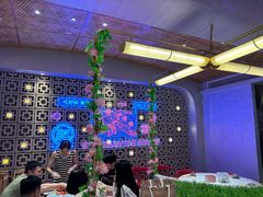 -肥肥虾庄·金牌油焖大虾(首义路店)