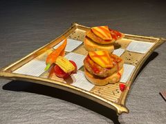 -蟹犇前•帝王蟹雪蟹(陆家嘴店)