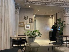 -玲婧胡同·生日蛋糕·餐厅(嘉里城店)