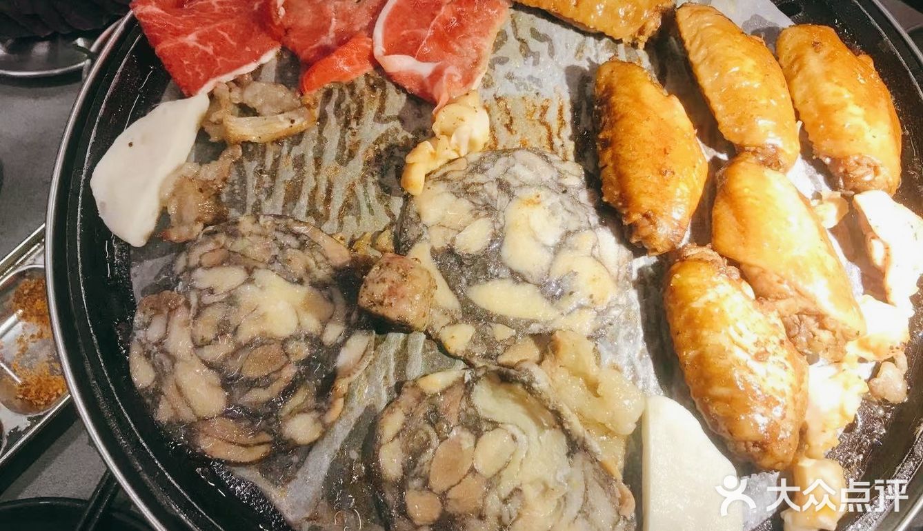 喝酒吃肉开心快乐[加油]