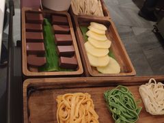-九鼎轩脆毛肚火锅(三钢里店)