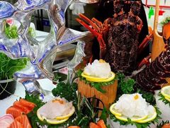 -鼎泰亨·海鲜牛肉餐厅(滨江店)